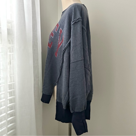 🍒NWT Free People We The Free SYDNEY Graphic Camden. Blue. Size: XS - Picture 7 of 12